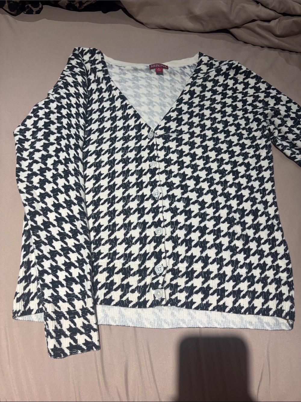 Merona Black & White Houndstooth V-Neck Button Cardigan